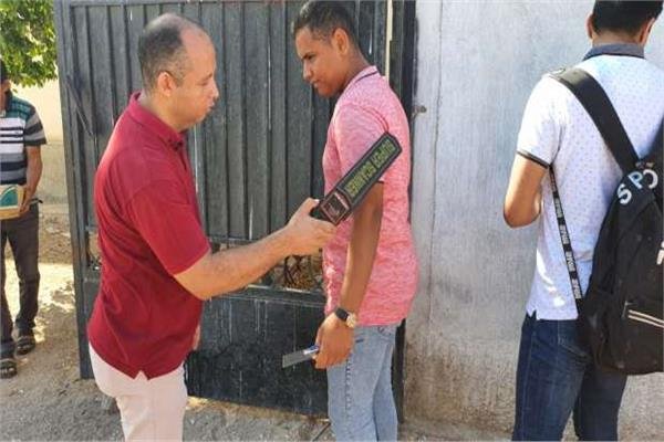 بدء إجراءات تفتيش طلاب الثانوية العامة 2026 قبل دخول لجان الامتحانات