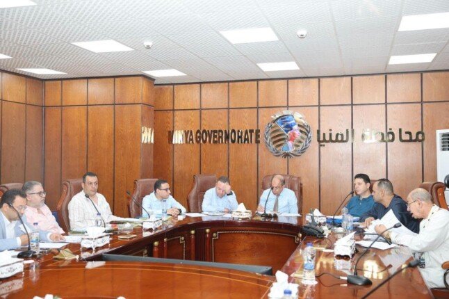 الصحة والتعليم والمياه في الصدارة.. تفاصيل لقاء محافظ المنيا بأعضاء مجلسي النواب والشيوخ