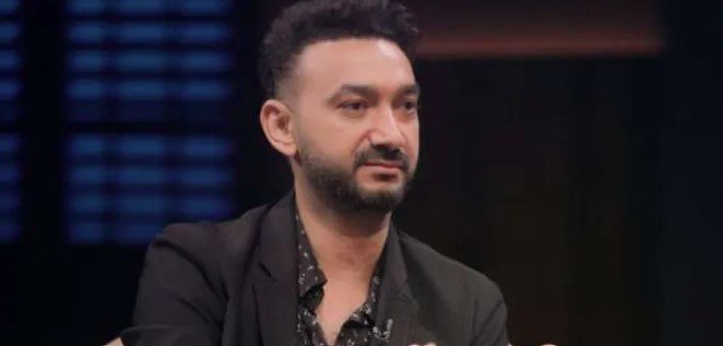 «ابعتها لحد صوته حلو».. نادر حمدي يعلق على أزمة الملحنين والمطربين