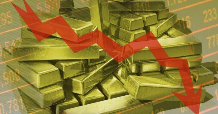 تراجع سعر الذهب عالميًا مع صعود الدولار وتوقعات رفع الفائدة الأمريكية