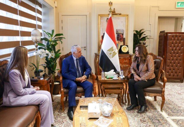 وزيرة التنمية المحلية تشهد توقيع بروتوكول تعاون مع الأكاديمية العربية للعلوم الإدارية