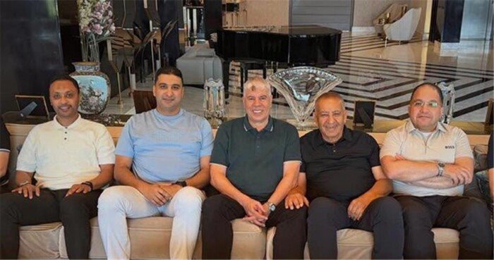 بجلسة صلح.. كامل أبو علي ينهي أزمة أحمد شوبير مع نواب بورسعيد