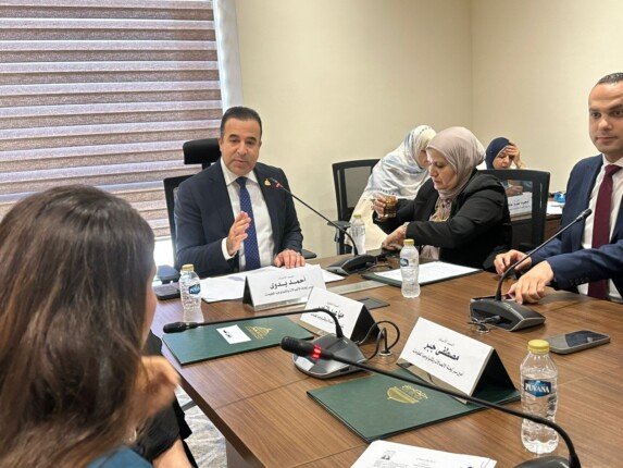 النواب يناقشون أزمة الإنترنت.. توصيات بباقات لمحدودي الدخل وإنترنت مجاني للمواقع الحكومية