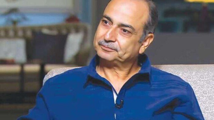 «رحلة الممثل».. لقاء مفتوح للفنان أحمد كمال بمهرجان المسرح المصري