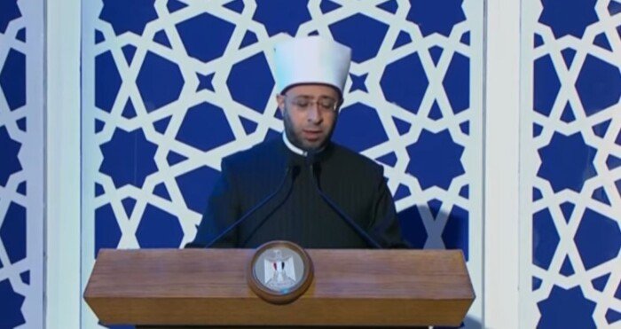 الأزهري: من بين خريجين دفعة الإمام حسن العطار حملة شهادات القراءات والماجستير والدكتوراه