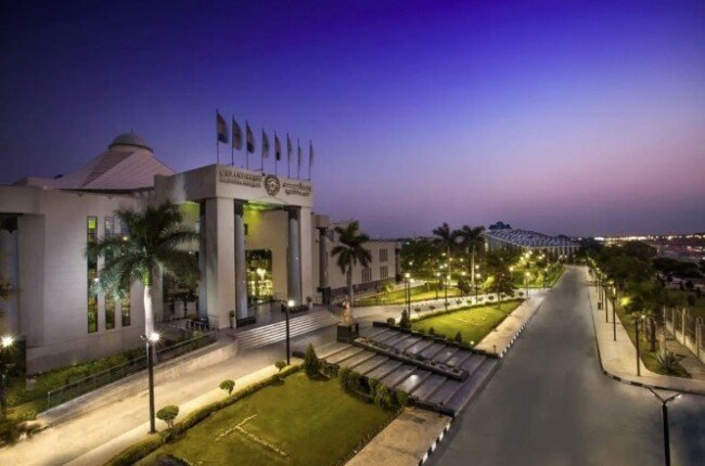 إنجاز دولي جديد.. جامعة مصر للعلوم والتكنولوجيا تتقدم 200 مركز في تصنيف «التايمز البريطاني 2026»