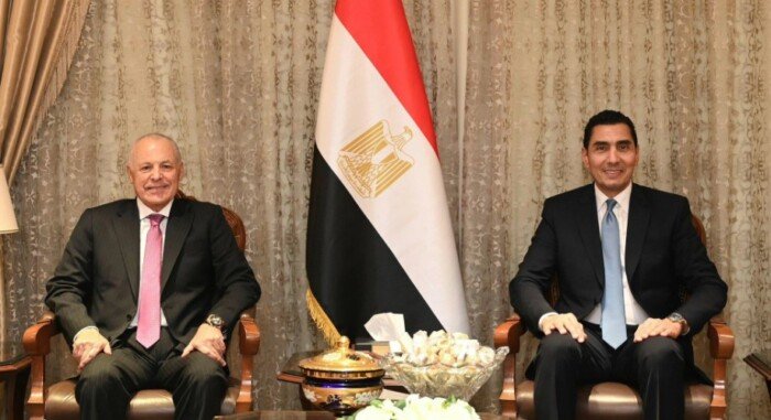 هاني أبو ريدة يهنئ جوهر نبيل بانتخابه رئيسًا للجنة الحكومية الدولية للتربية البدنية والرياضة باليونسكو