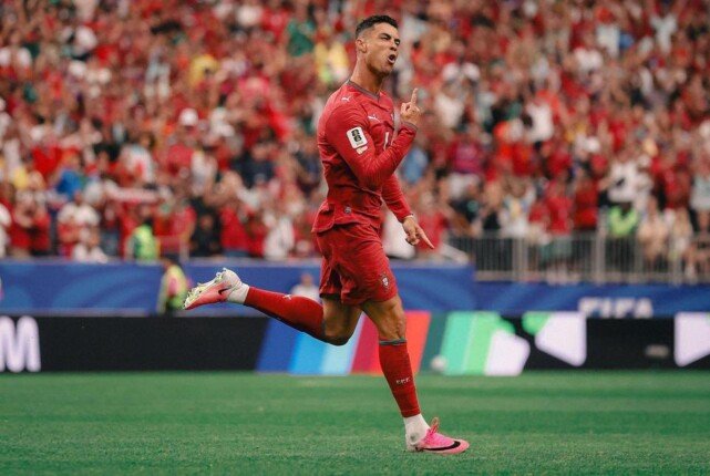رونالدو يشعل المونديال.. تذاكر مباراة البرتغال وكولومبيا الأغلى في تاريخ كأس العالم