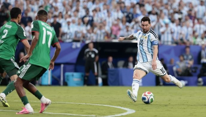 ميسي يقود تشكيل الأرجنتين أمام النمسا في كأس العالم 2026