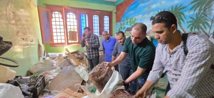 ضبط 600 كيلو لحوم وأسماك فاسدة داخل مخزن غير مرخص في أسيوط