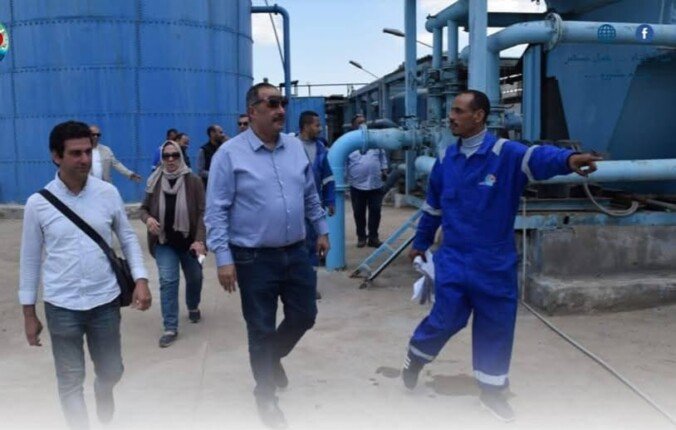 رئيس «مياه القناة»: انطلاق حملات غسيل وتعقيم الشبكات وفحص العينات علي مدار الساعة