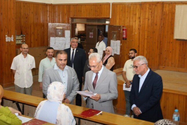 رئيس جامعة المنيا: تصحيح أوراق الإجابة خلال 48 ساعة وبدء إعلان نتائج الكليات تباعًا