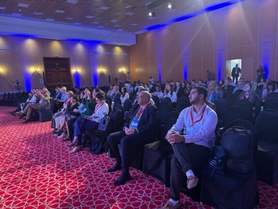 «بحوث الصحراء» يشارك في مؤتمر الجمعية الأوروبية لتحلية المياه بالمغرب
