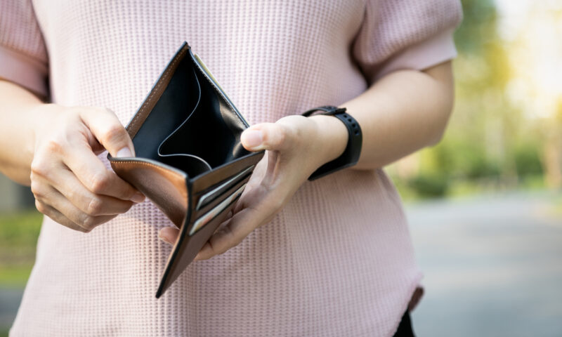 Canada sees ‘glimmer of hope’ in reducing poverty, but provinces vary in success: report