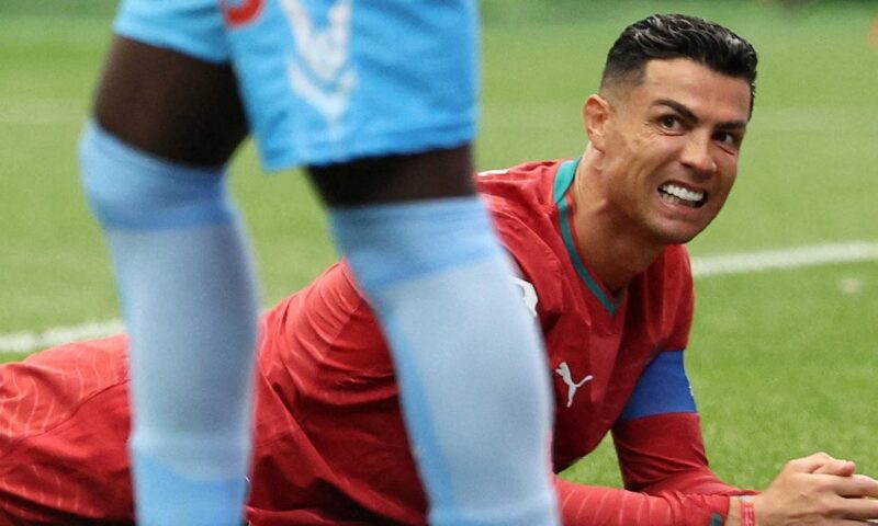 هل أصبح رونالدو عبئاً على منتخب البرتغال؟
