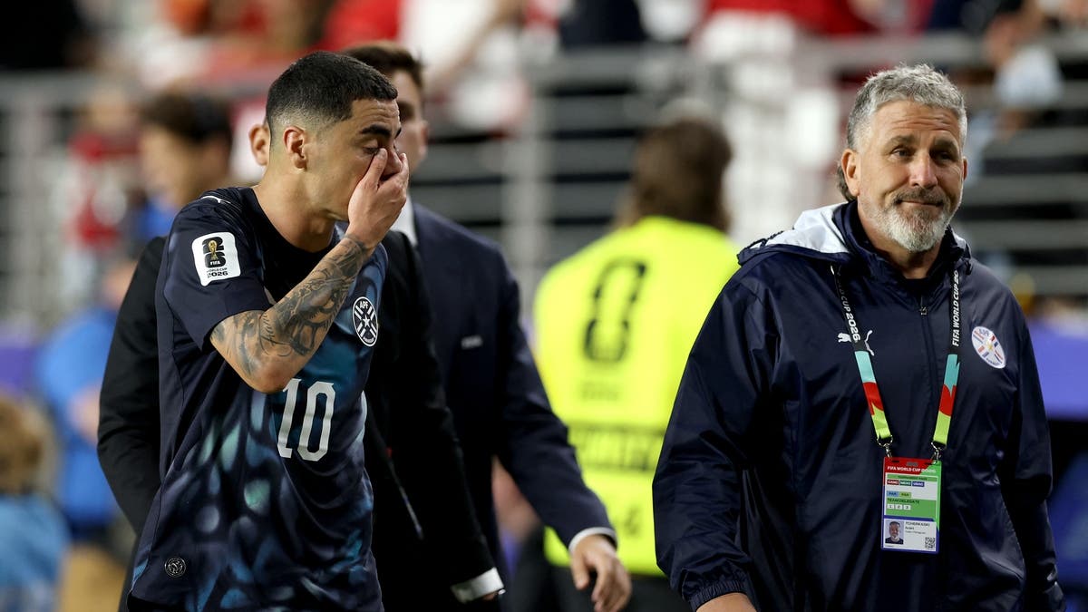 وصف إنفانتينو بـ”اللص”.. فيفا يطرد معلقاً شهيراً من تغطية كأس العالم