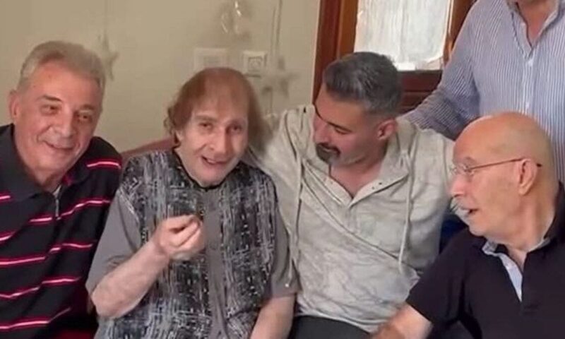 بعد أشهر من الغياب.. ظهور مفاجئ لمحيي إسماعيل يشغل التواصل