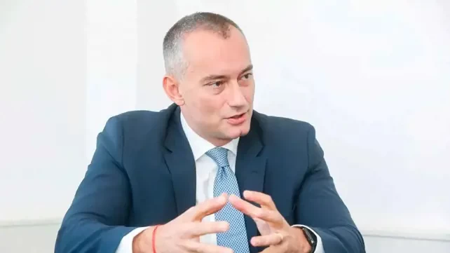 أسامة حمدان: ملادينوف يعمل على تخريب جهود الوسطاء 