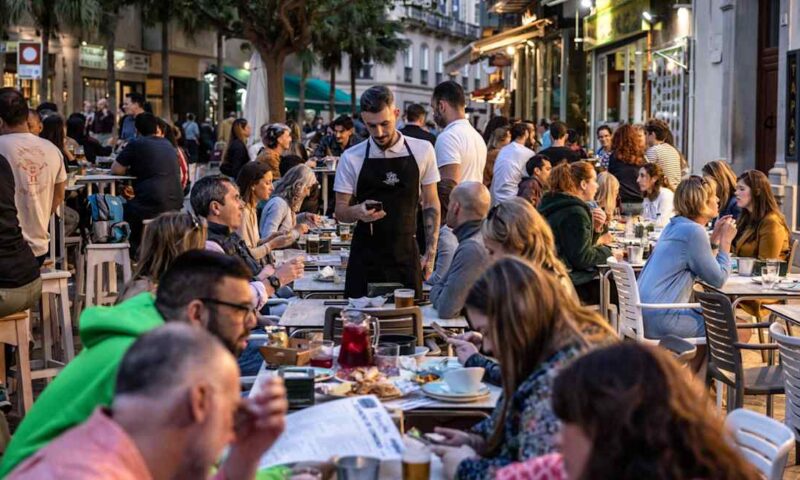 How did Spain’s unemployment rate converge with Finland’s?