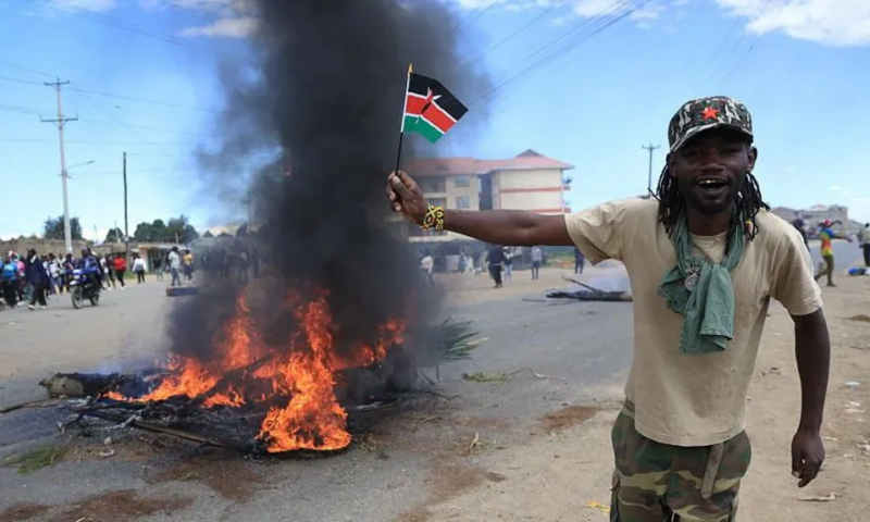 Two people shot dead amid Kenya protests against US Ebola quarantine centre plan