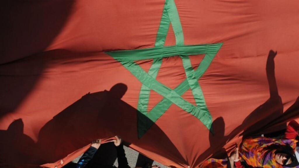 المغرب يعيد العمل بتوقيت غرينتش ويلغي إضافة ساعة للتوقيت الأصلي
