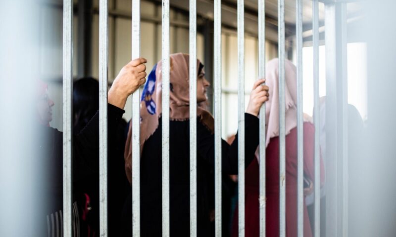 نادي الأسير يطالب بتدخل عاجل للإفراج عن 3 أسيرات حوامل في سجن “الدامون”