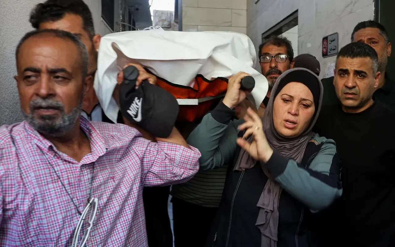 أوتشا: “إسرائيل” استهدفت الأطفال الفلسطينيين عمدا وارتكبت جرائم إبادة في غزة