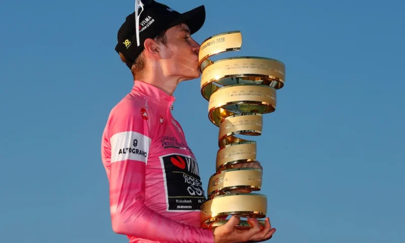 Vingegaard wins Giro d’Italia to complete Grand Tour set