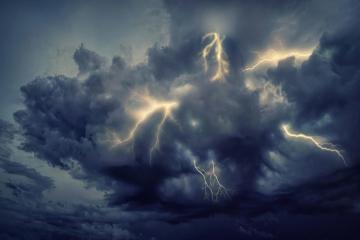 Met Office issues thunderstorm warning as parts of Scotland face flooding risk