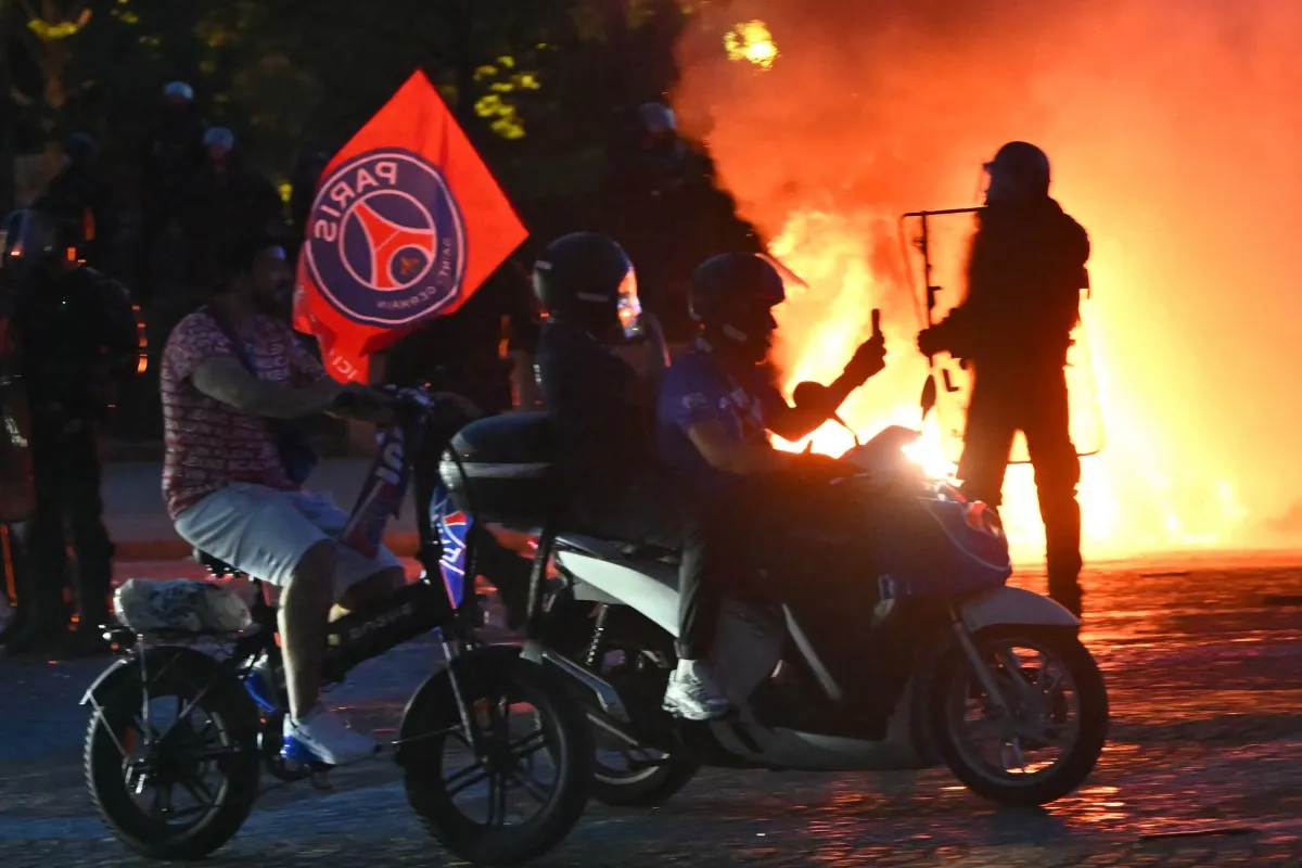 France says nearly 900 arrested in Champions League final riots
