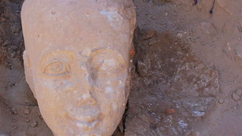 كنز أثري، اكتشاف أجزاء جديدة من معبد القصر القديم بالواحات البحرية (صور)
