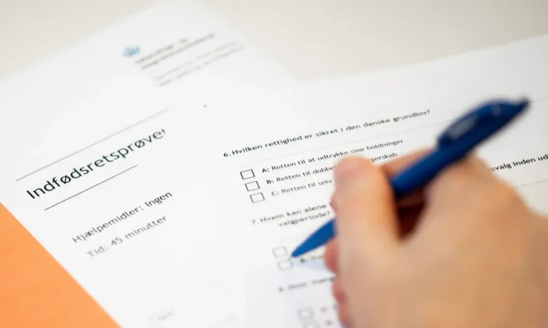 More than 6,500 people register for Danish citizenship test