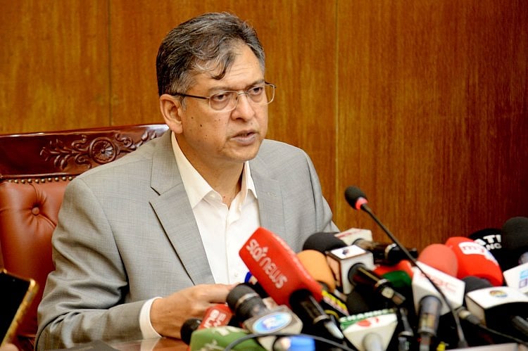 Govt mulls relocating battery-run rickshaws outside city areas: Home Minister