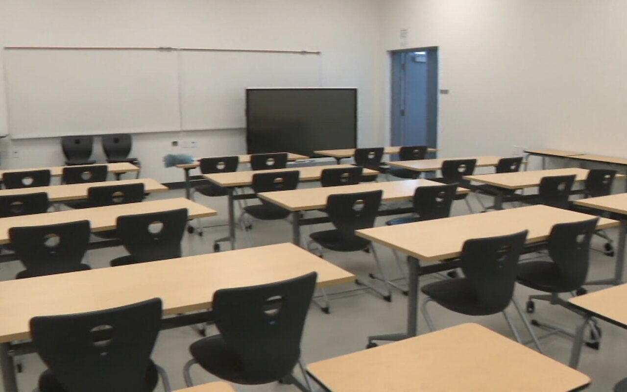 Alberta government announces investment of more than $1 billion in student aid