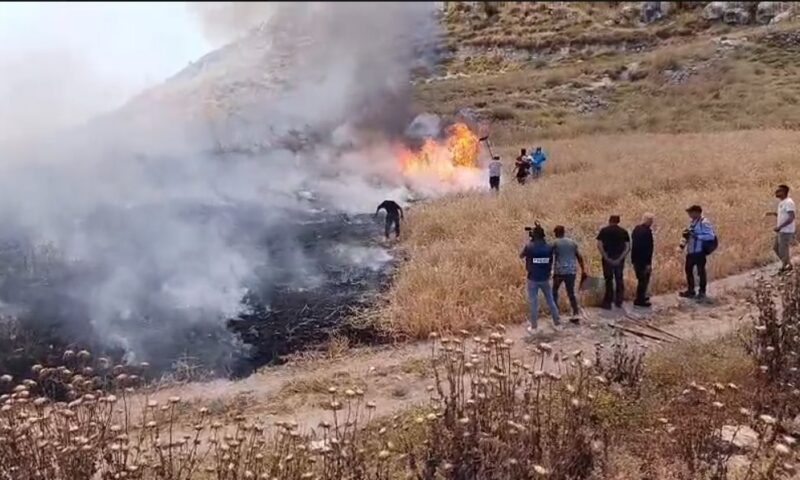 تصاعد اعتداءات المستوطنين في الضفة: حرائق وتخريب وسرقات للمحاصيل