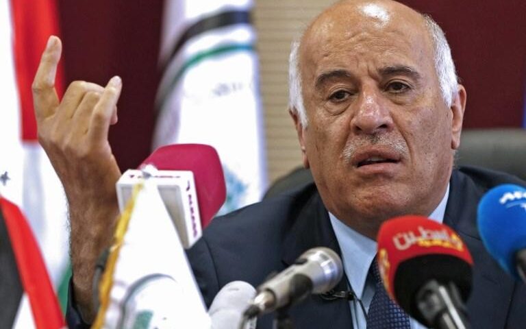 جبريل الرجوب يكشف أسباب مقاطعته اجتماعات “مركزية فتح”
