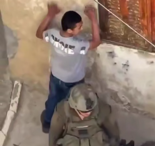 الاحتلال يواصل إغلاق بيت أمر بالكامل ويعطل حياة الفلسطينيين وسط مخاوف من التوسع الاستيطاني