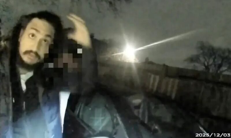 Moment cops ignore dying knife victim’s plea after handcuffing him because attacker used ‘racism card’
