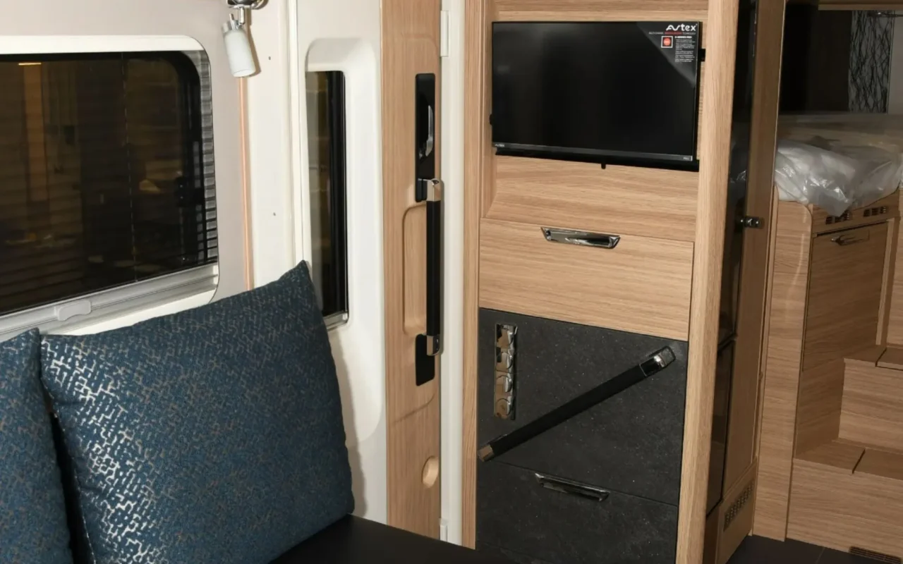 Inside Peter Murrell’s luxury £125k motorhome which Nicola Sturgeon claims she never saw parked in mum-in-law’s driveway
