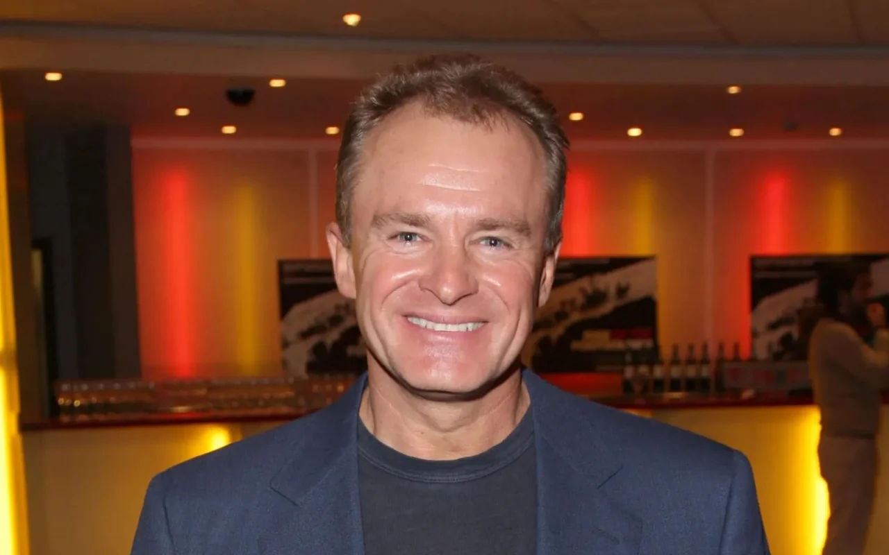 The 6 signs of prostate cancer you need to know – as comedy legend Bobby Davro opens up on diagnosis