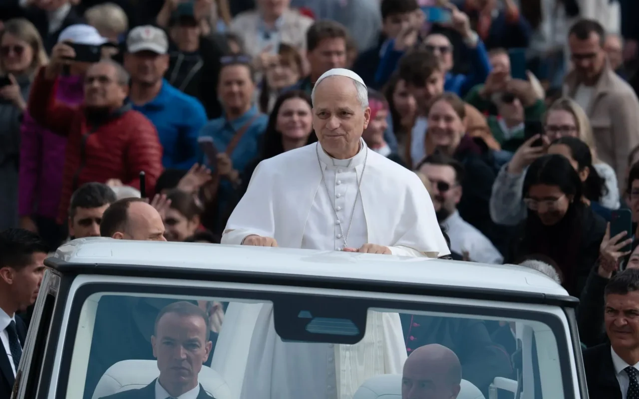 Warning for Brit tourists over major security disruption on Canaries for Pope’s visit in days…after chilling ISIS threat