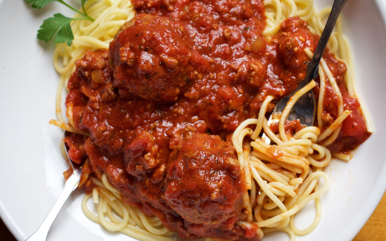 Olive Garden is giving away free grub — if you know this secret