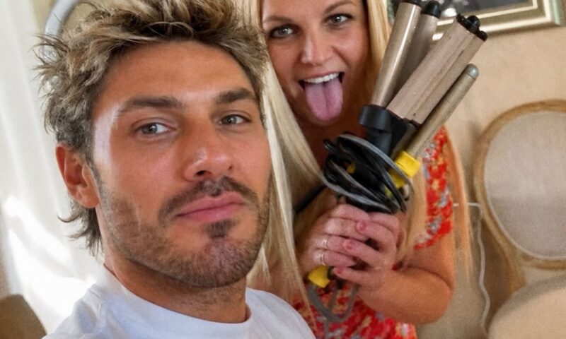 Britney Spears debuts sleek new ‘do by Kim Kardashian’s go-to stylist following DUI arrest, rehab stint