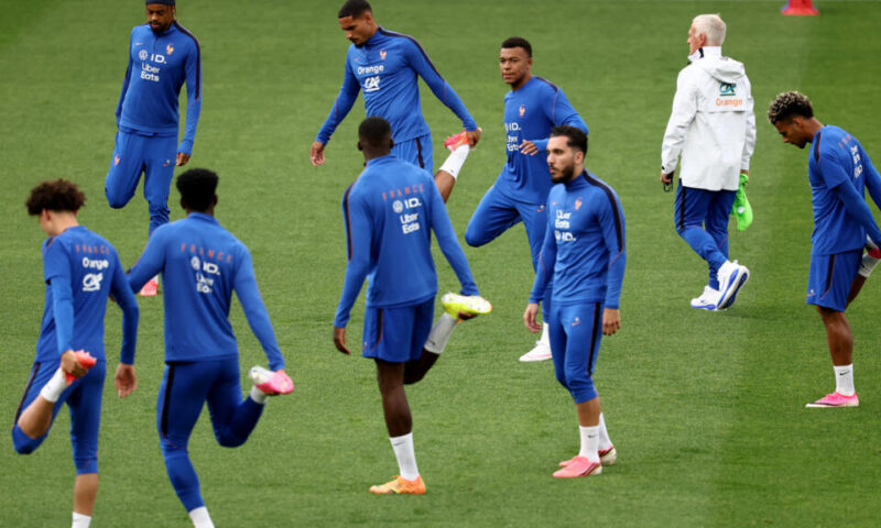 كأس العالم 2026: باريس تندد بتصريحات “عنصرية” طالت المنتخب الفرنسي