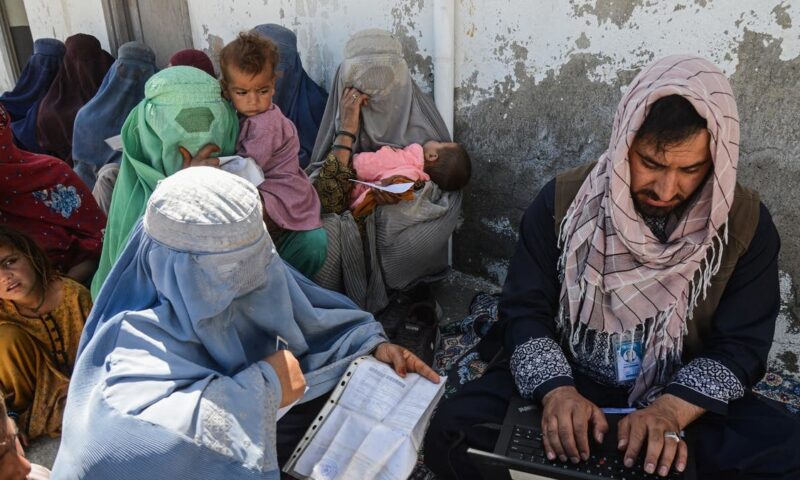 مليون امرأة في خطر.. تقليص المساعدات يحد من حصولهن على خدمات منقذة للحياة