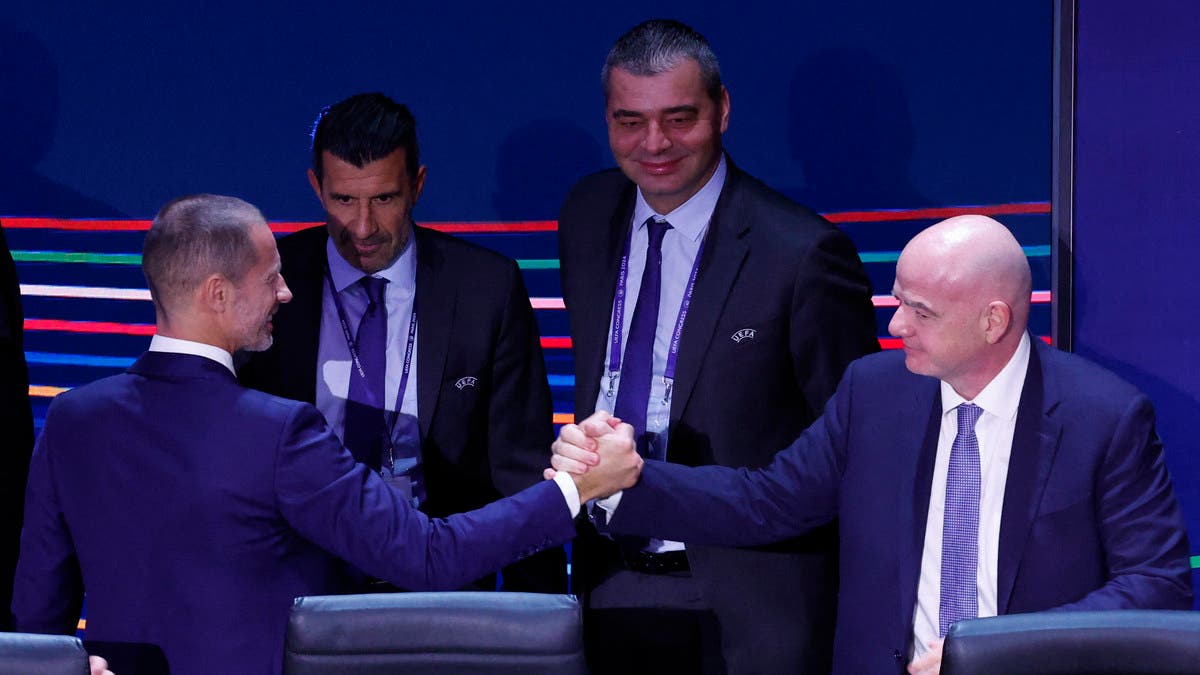 تشيفرين قاطع نهائي كأس العالم بعد خلافات مع الفيفا