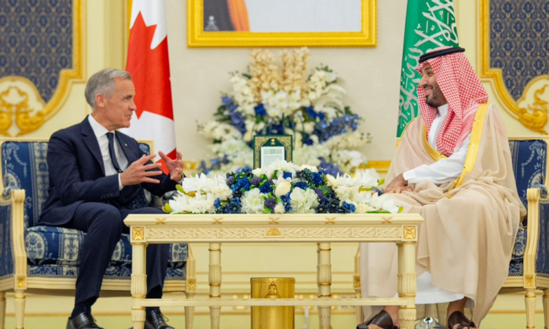 ولي العهد السعودي ورئيس وزراء كندا يبحثان في جدة الأحداث الإقليمية والدولية