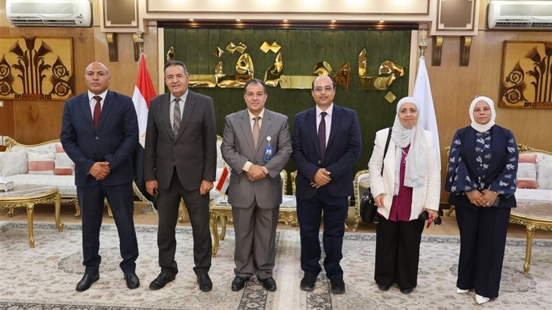لمعادلة البكالوريوس، لجنة قطاع الحاسبات والمعلومات تفحص برنامج الذكاء الاصطناعي بجامعة جنوب الوادي