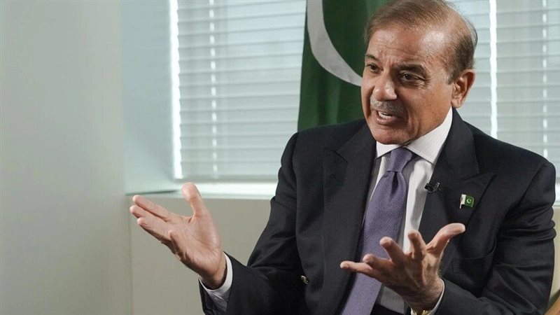 رويترز: باكستان تتوسط لحل الأزمة الليبية وتحقيق الوحدة