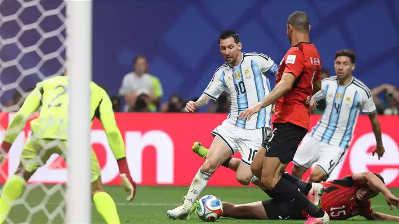 اتحاد الكرة الأرجنتيني يعلن تعرضه لاختراق خطير بعد مباراة مصر